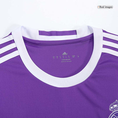 Retro KROOS #8 Real Madrid Mens Away Long Sleeve Soccer Jersey 2016/17 Purple