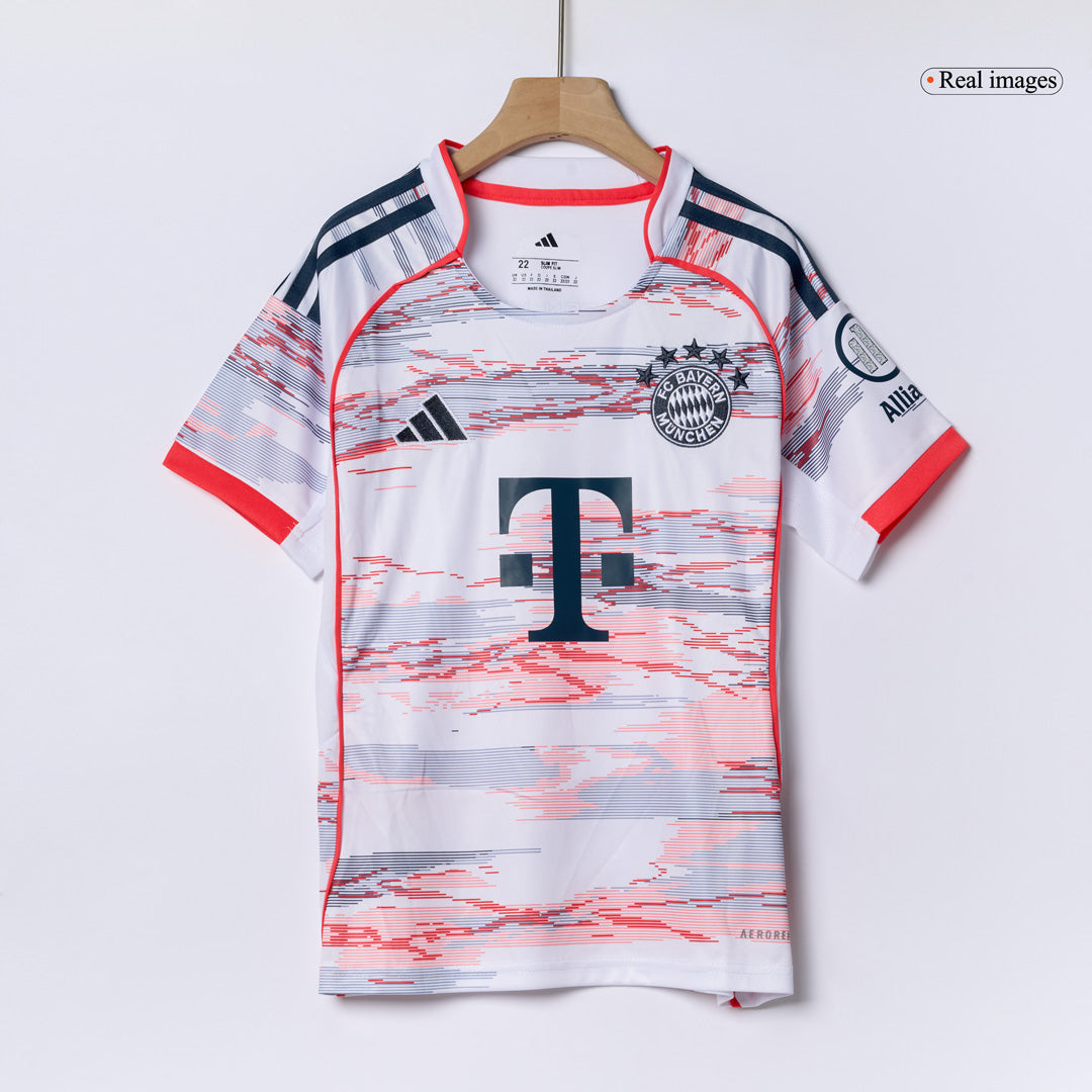 Bayern Munich Kids Away Soccer Kit 2025/26 White