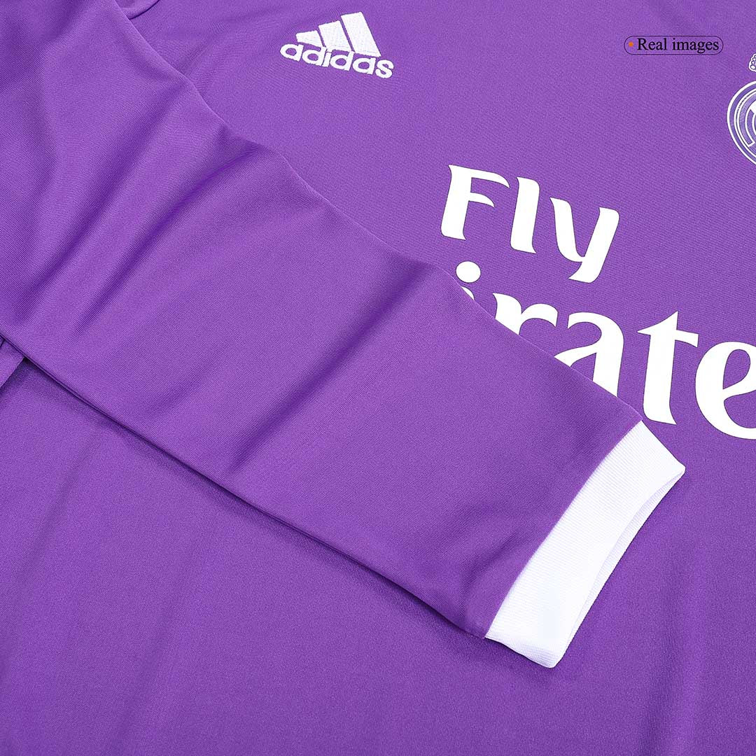 Retro KROOS #8 Real Madrid Mens Away Long Sleeve Soccer Jersey 2016/17 Purple