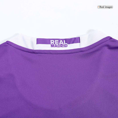 Retro MODRIĆ #19 Real Madrid Mens Away Long Sleeve Soccer Jersey 2016/17 Purple