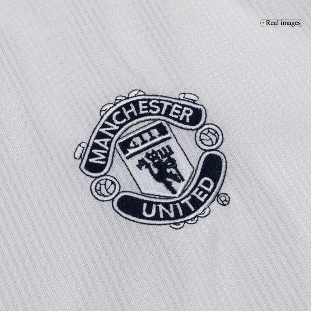 Retro BECKHAM #7 Manchester United Mens Away Soccer Jersey 2000/01 White