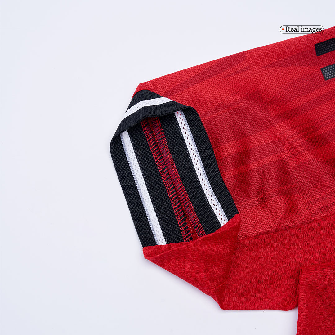 B.FERNANDES #8 Manchester United Mens Home Soccer Jersey 2025/26 Red - Player Version