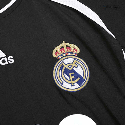 Retro BECKHAM #23 Real Madrid Mens Away Soccer Jersey 2006/07 Black