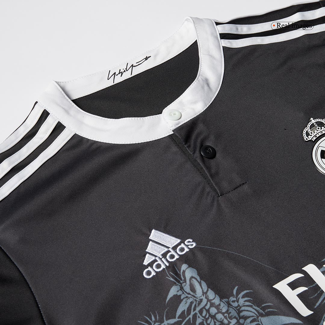 Retro MODRIĆ #19 Real Madrid Mens Third Away Soccer Jersey 2014/15 Black