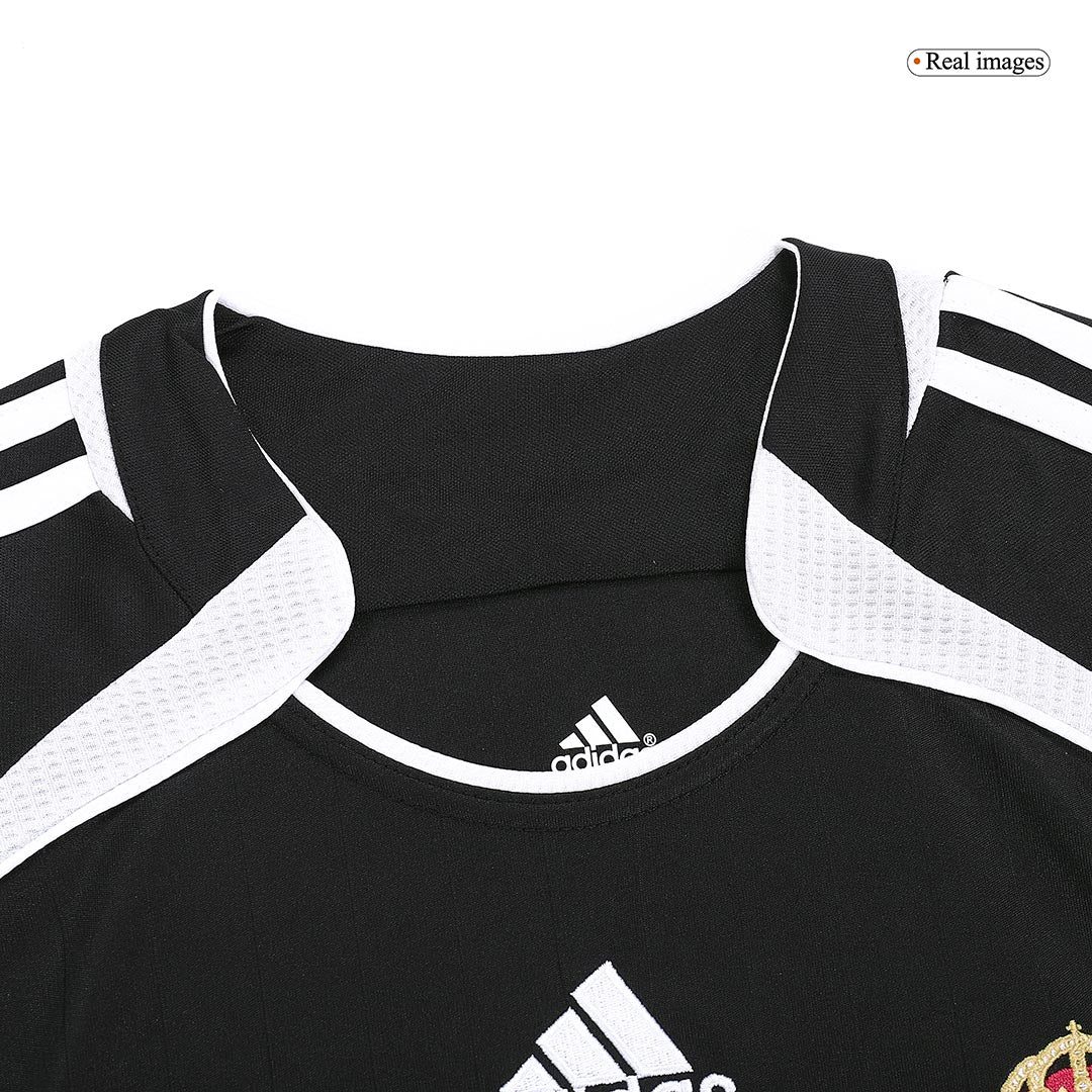Retro SERGIO RAMOS #4 Real Madrid Mens Away Soccer Jersey 2006/07 Black
