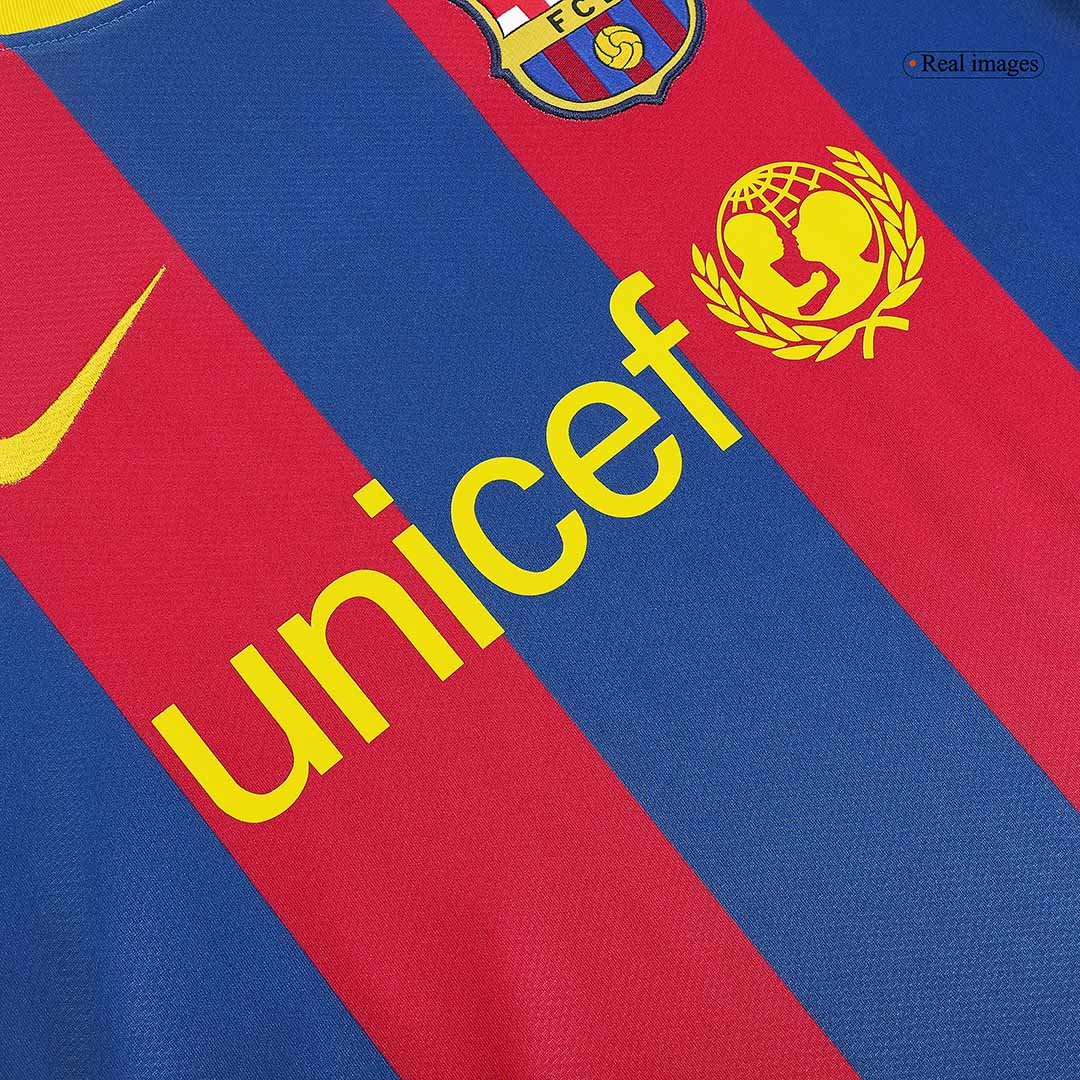 Retro A.INIESTA #8 Barcelona Mens Home Soccer Jersey 2010/11 Red&Blue