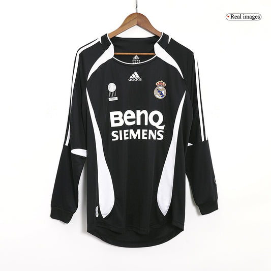 Retro Real Madrid Mens Away Long Sleeve Soccer Jersey 2006/07 Black